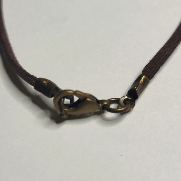 🪨HAND-CRAFTED NECKLACE - Picture 4 of 4